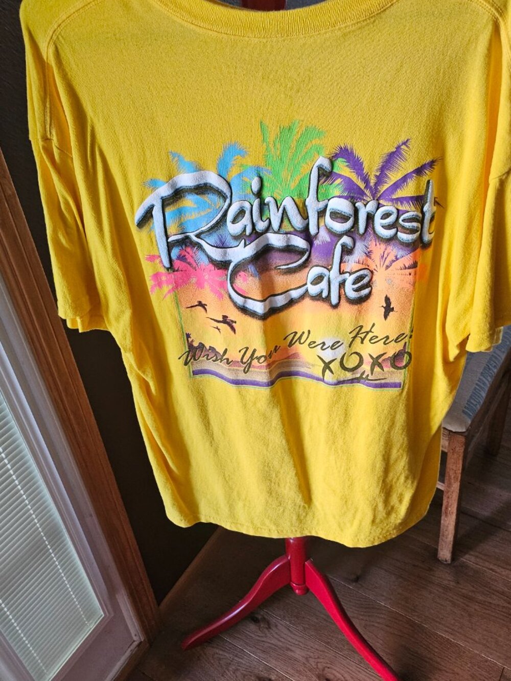 Mens Yellow Rain Forest Cafe Tee XL SS